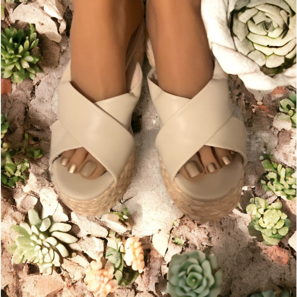 Dolce Vita straw wedges cream color